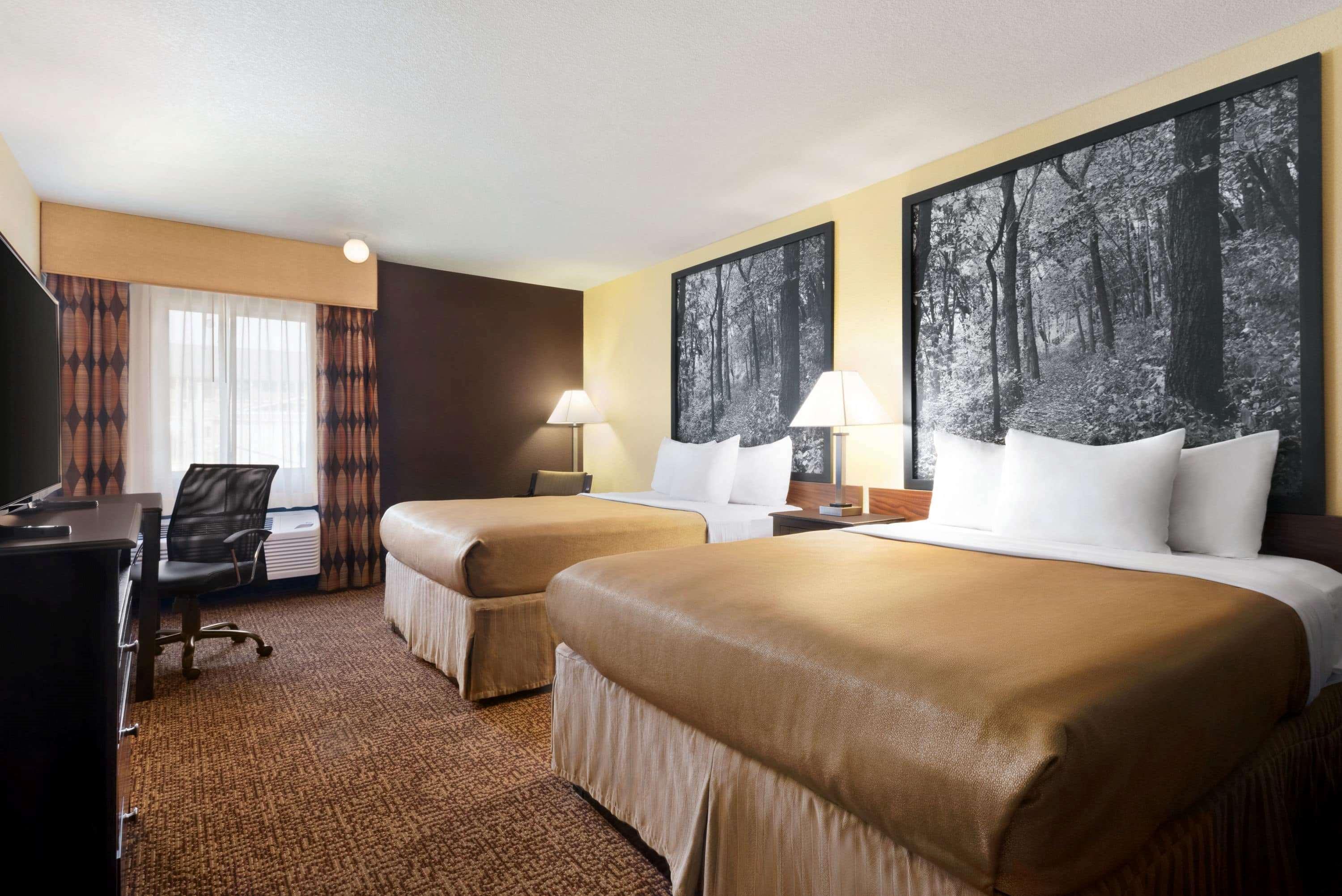 Super 8 By Wyndham Des Moines Exterior foto
