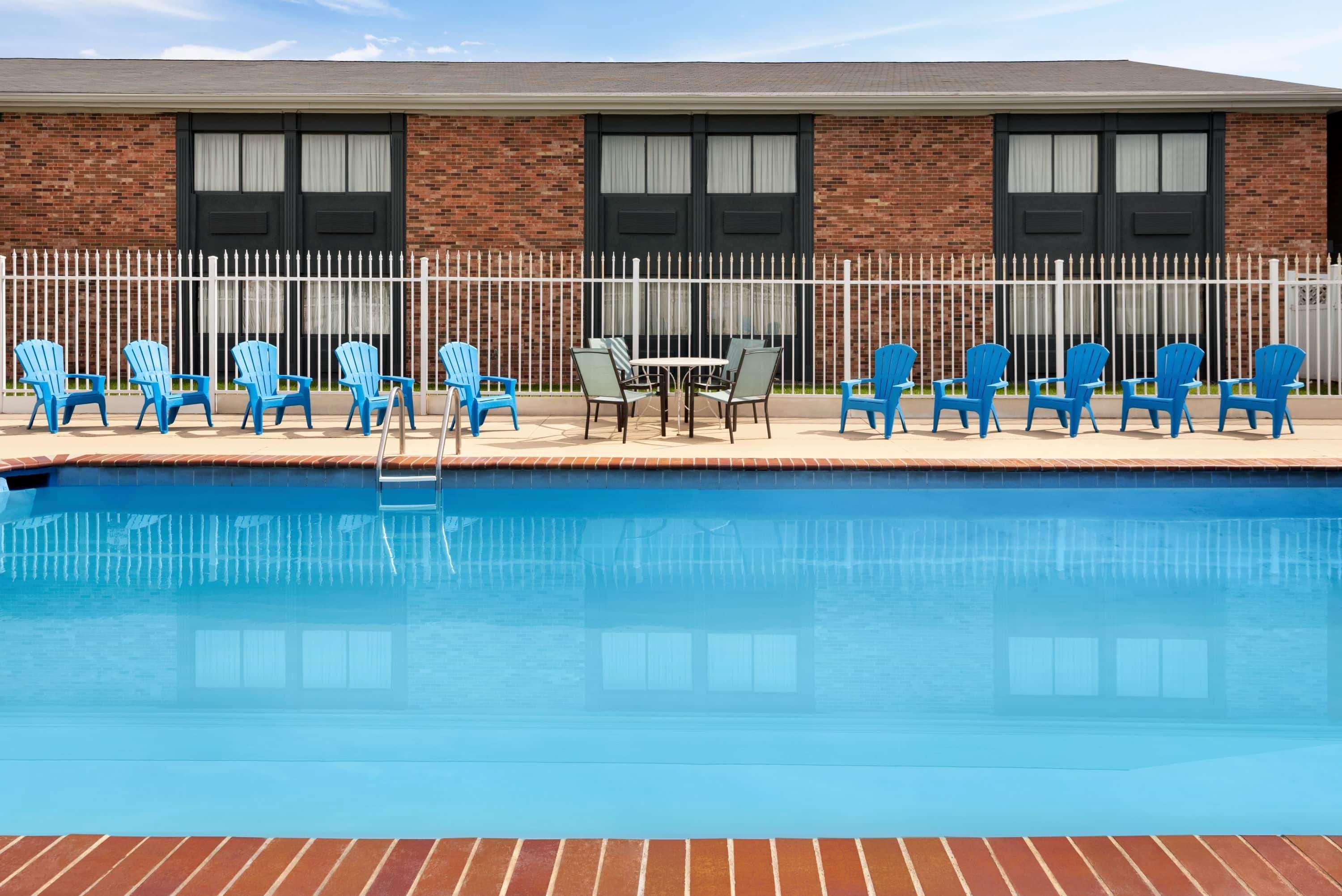 Super 8 By Wyndham Des Moines Exterior foto
