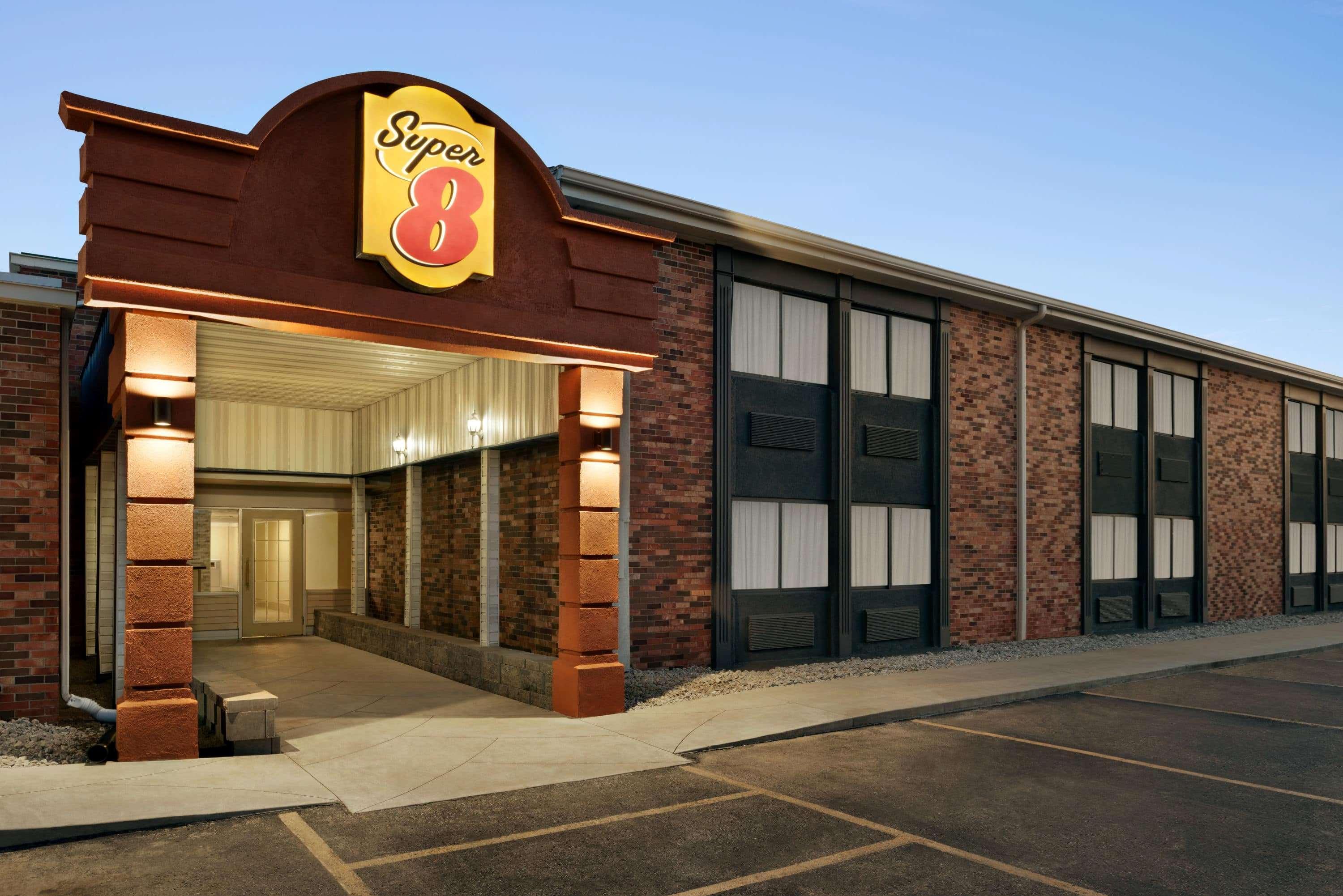 Super 8 By Wyndham Des Moines Exterior foto