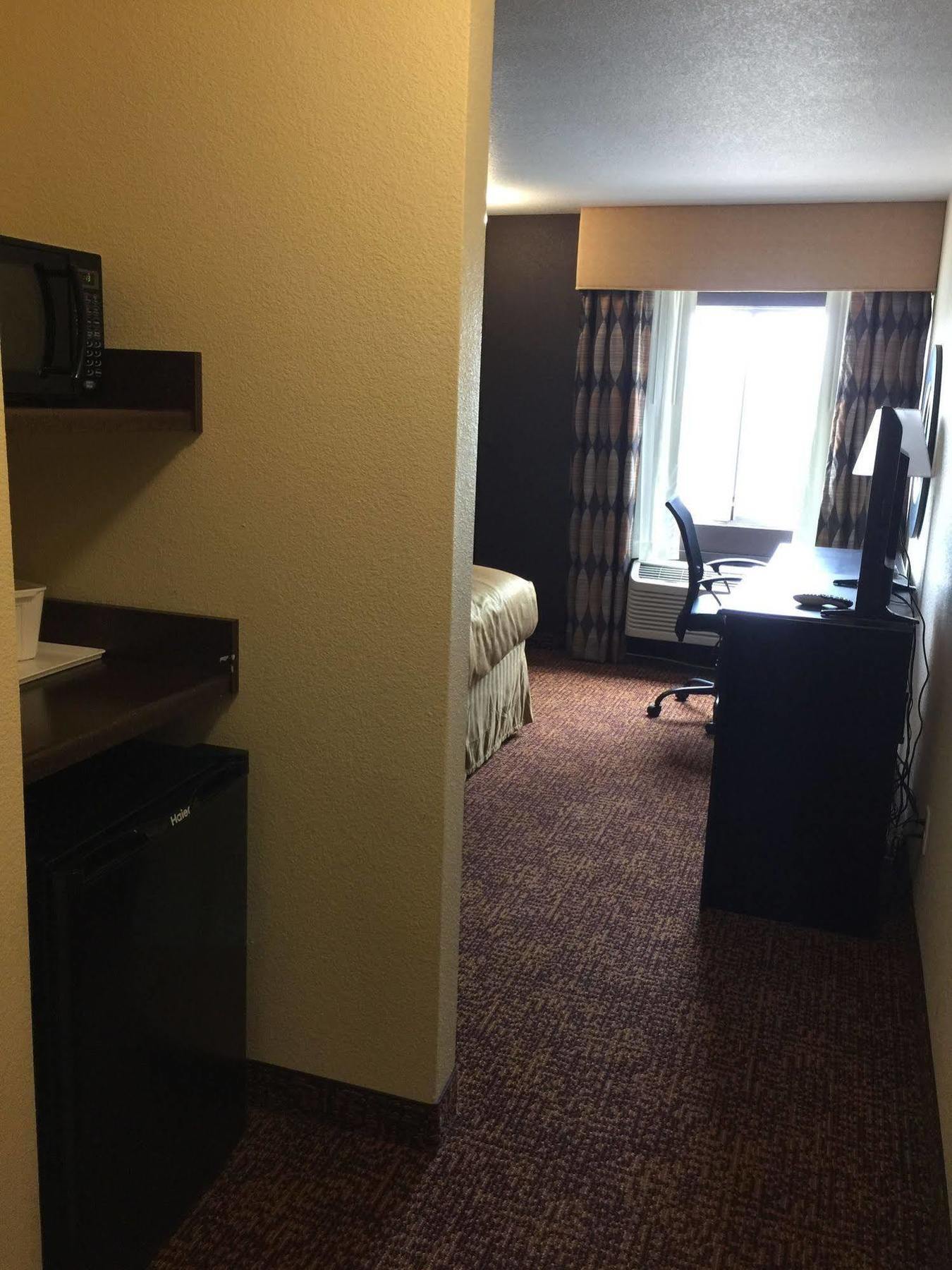 Super 8 By Wyndham Des Moines Exterior foto