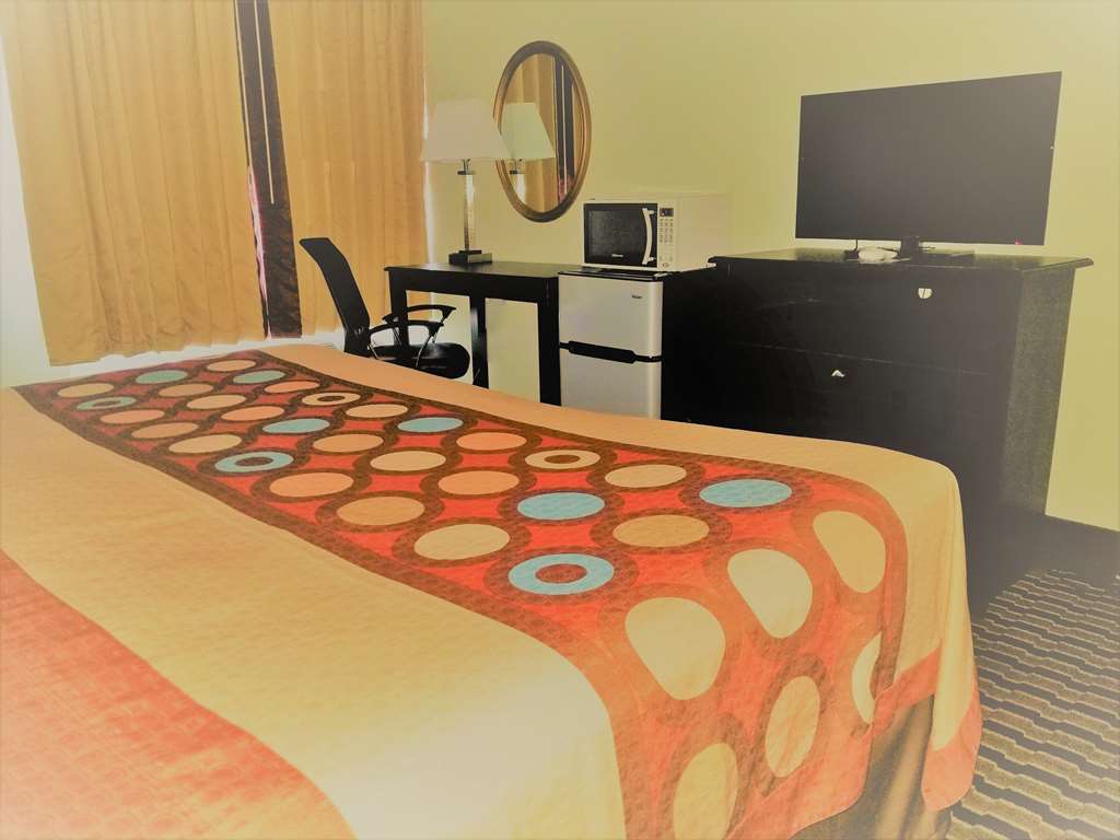 Super 8 By Wyndham Des Moines Quarto foto