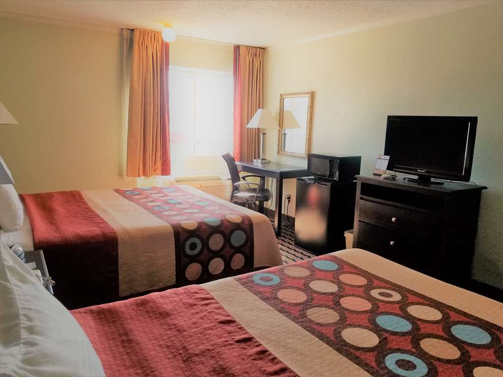 Super 8 By Wyndham Des Moines Quarto foto