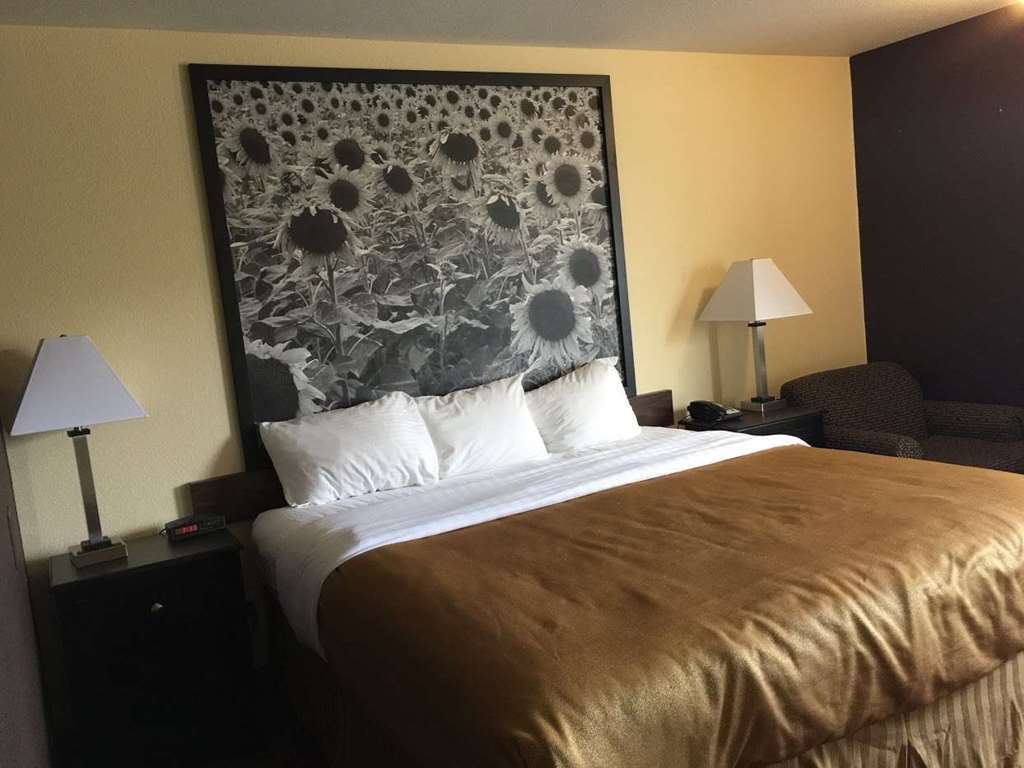 Super 8 By Wyndham Des Moines Quarto foto